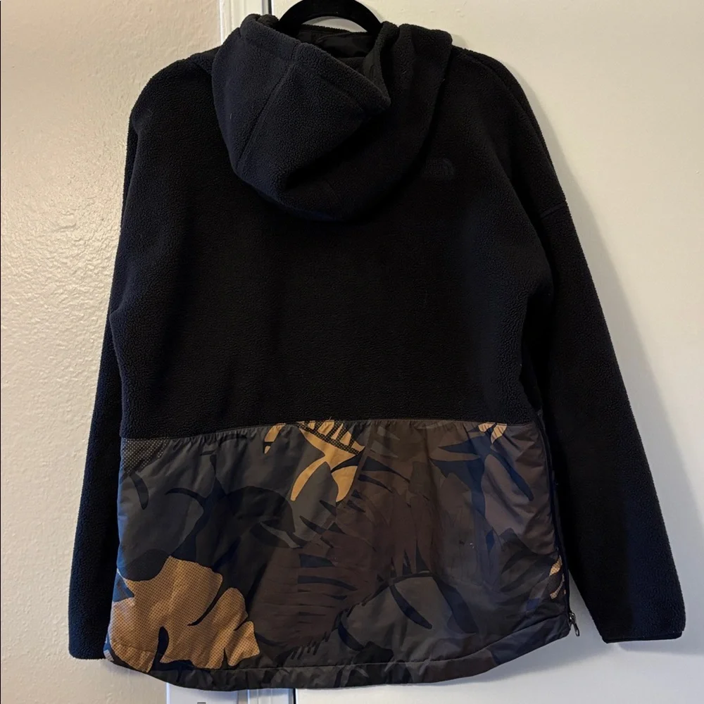 The North Face Black fleece women’s large - Picture 6 of 7